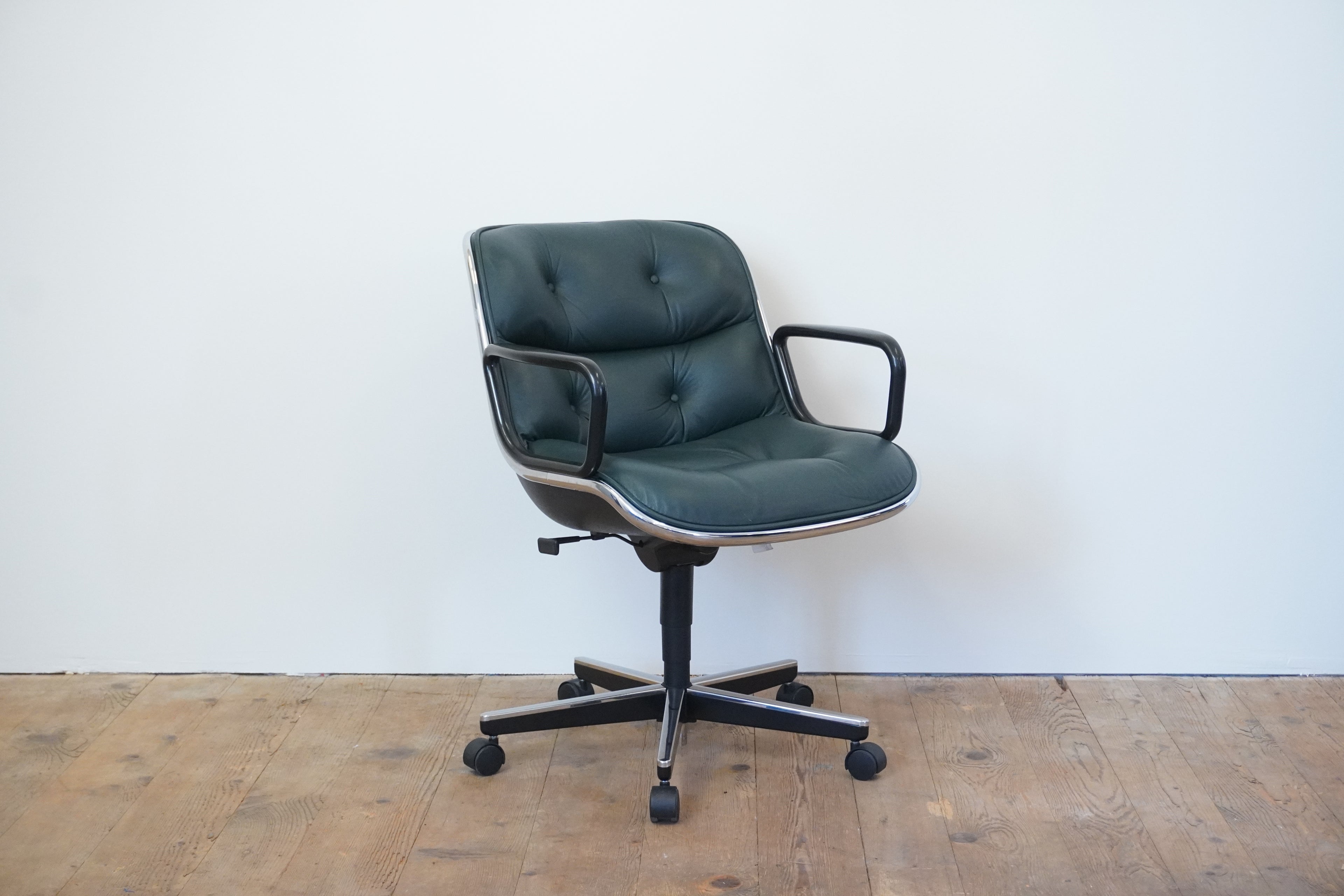 Knoll Pollock Executive Chair Leder dunkelgrün