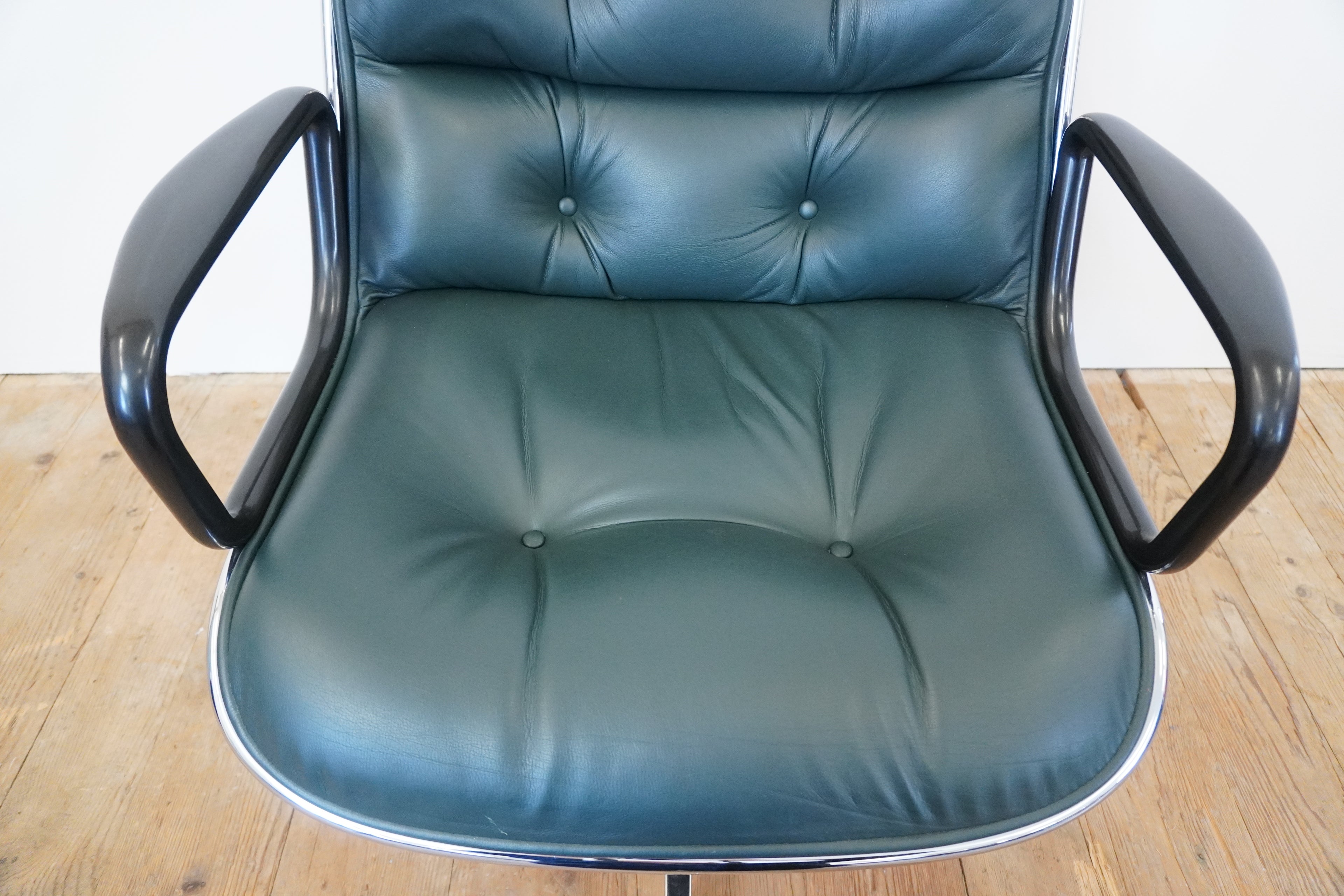 Knoll Pollock Executive Chair Leder dunkelgrün
