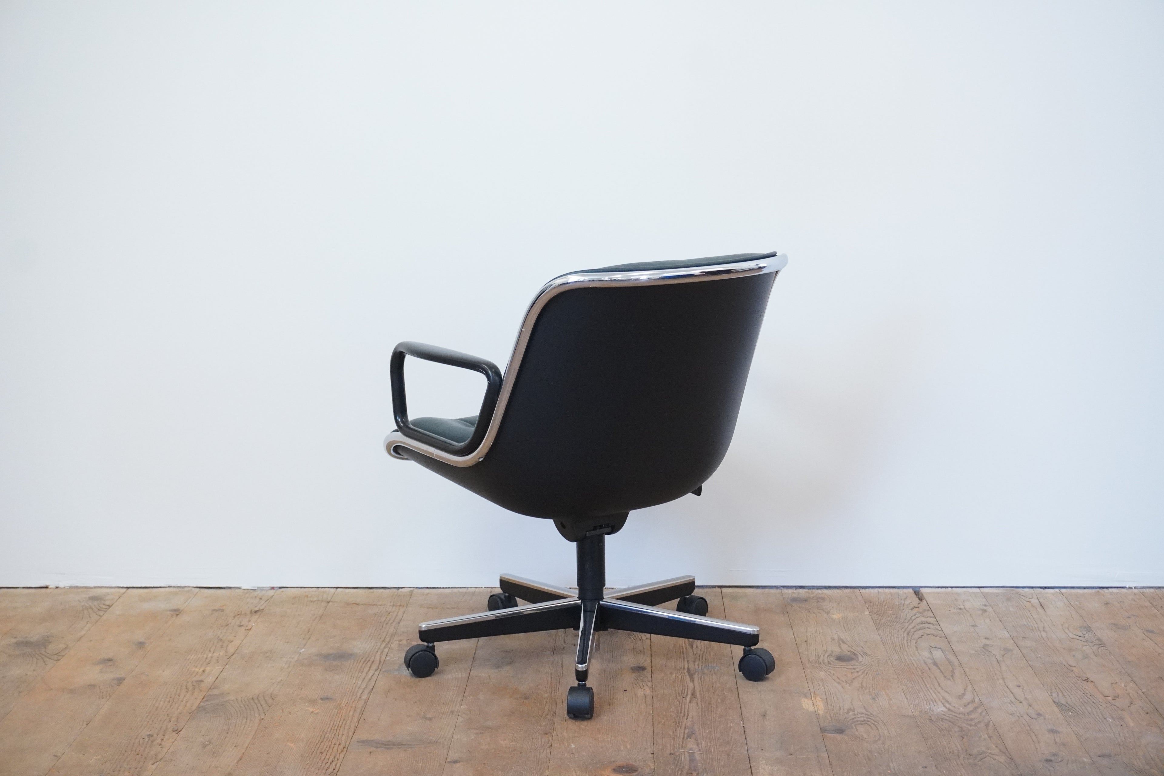 Knoll Pollock Executive Chair Leder dunkelgrün