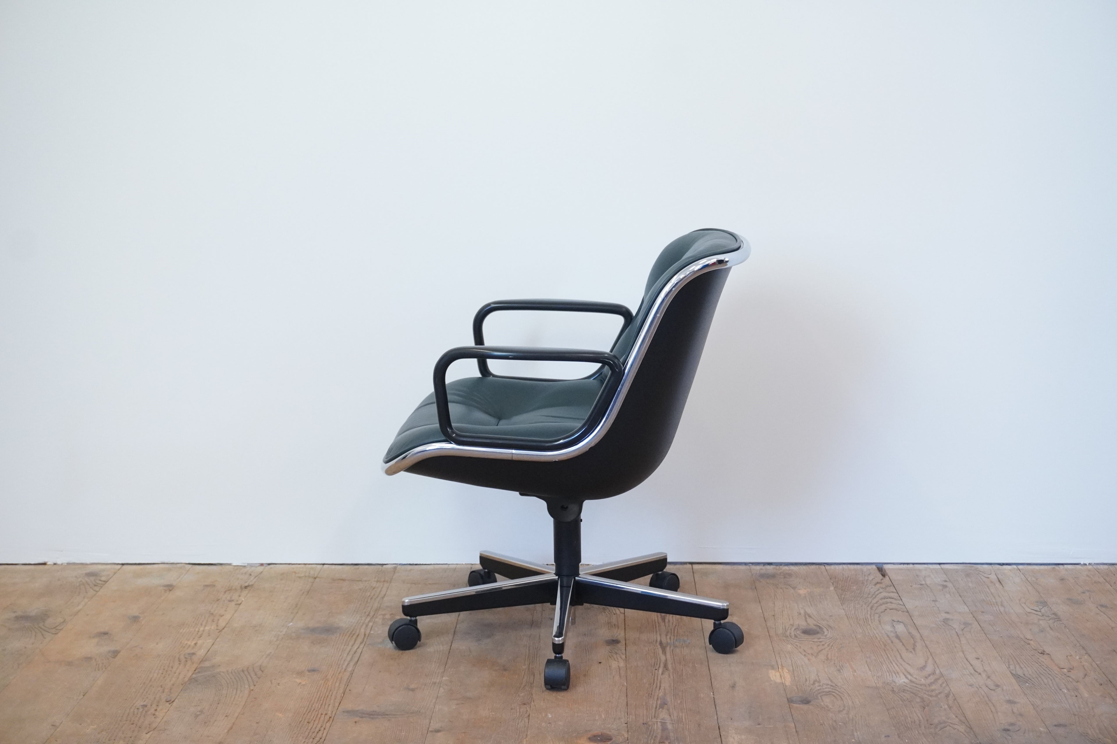 Knoll Pollock Executive Chair Leder dunkelgrün