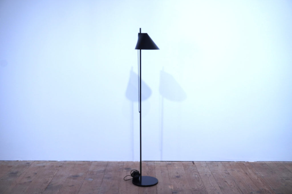 Louis Poulsen YUH Stehleuchte schwarz 140cm