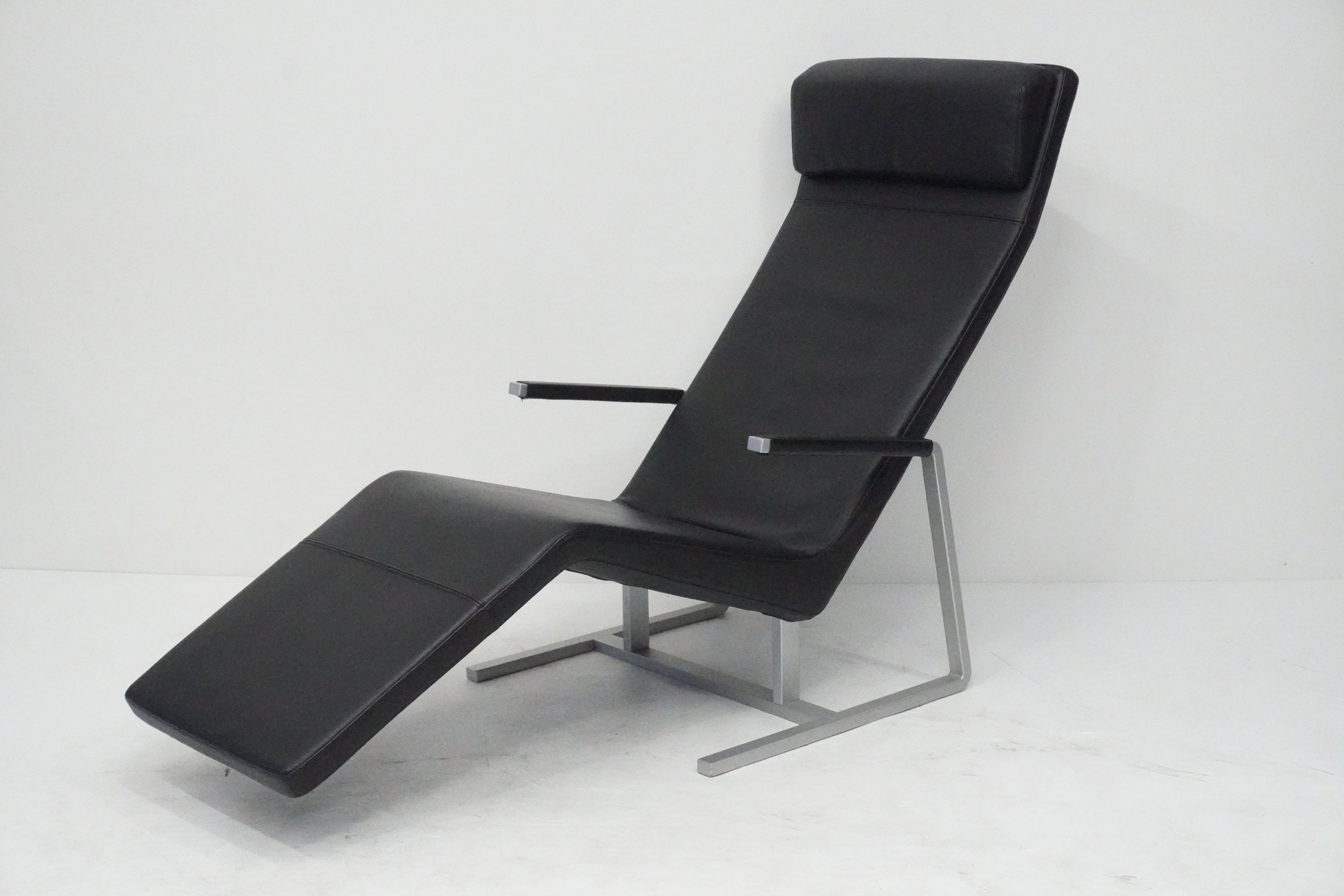 Liege Team by Wellis MaRe Designklassiker Leder schwarz