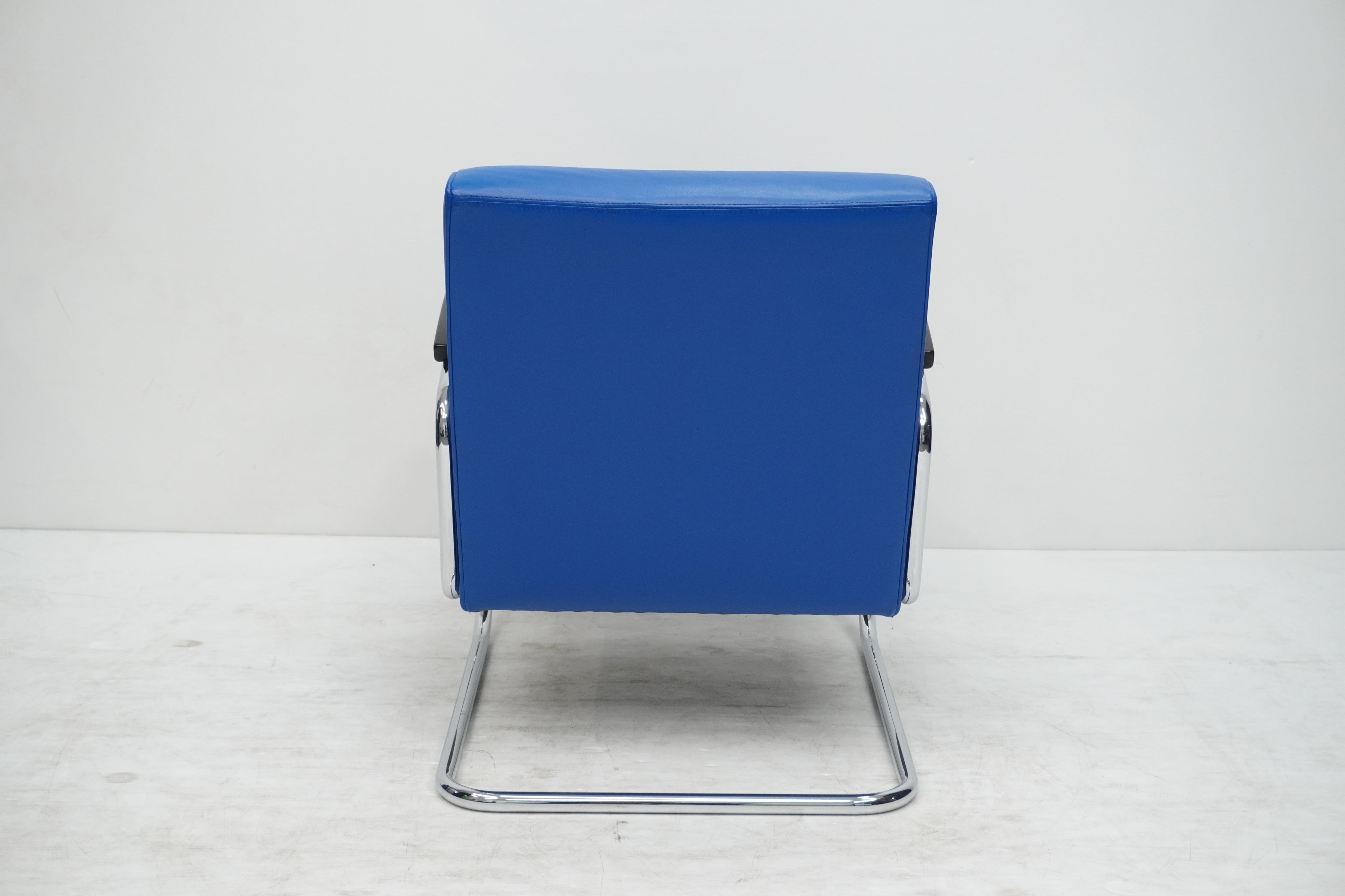 Thonet S411 Freischwinger Sessel Leder blau