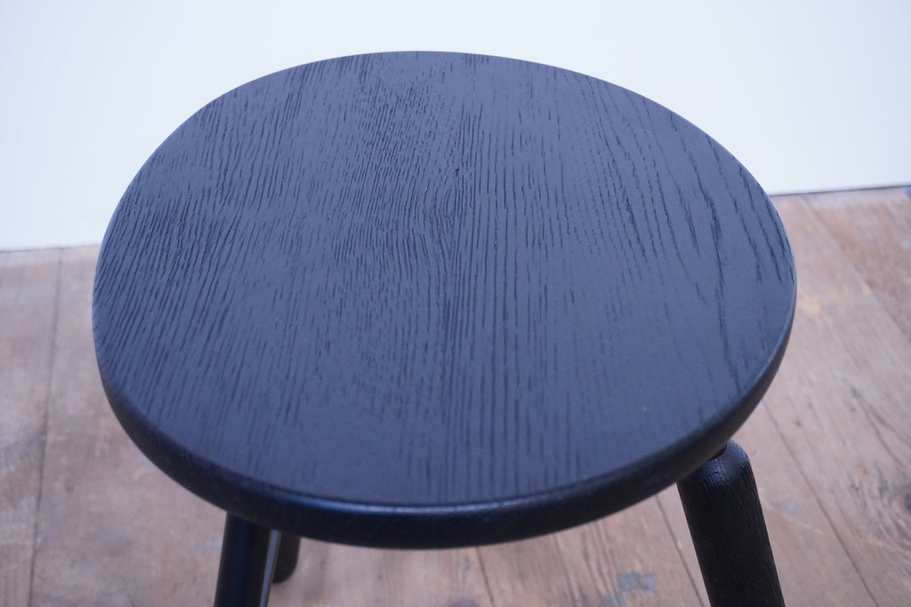 &Tradition Hocker Norm NA3 Eiche schwarz