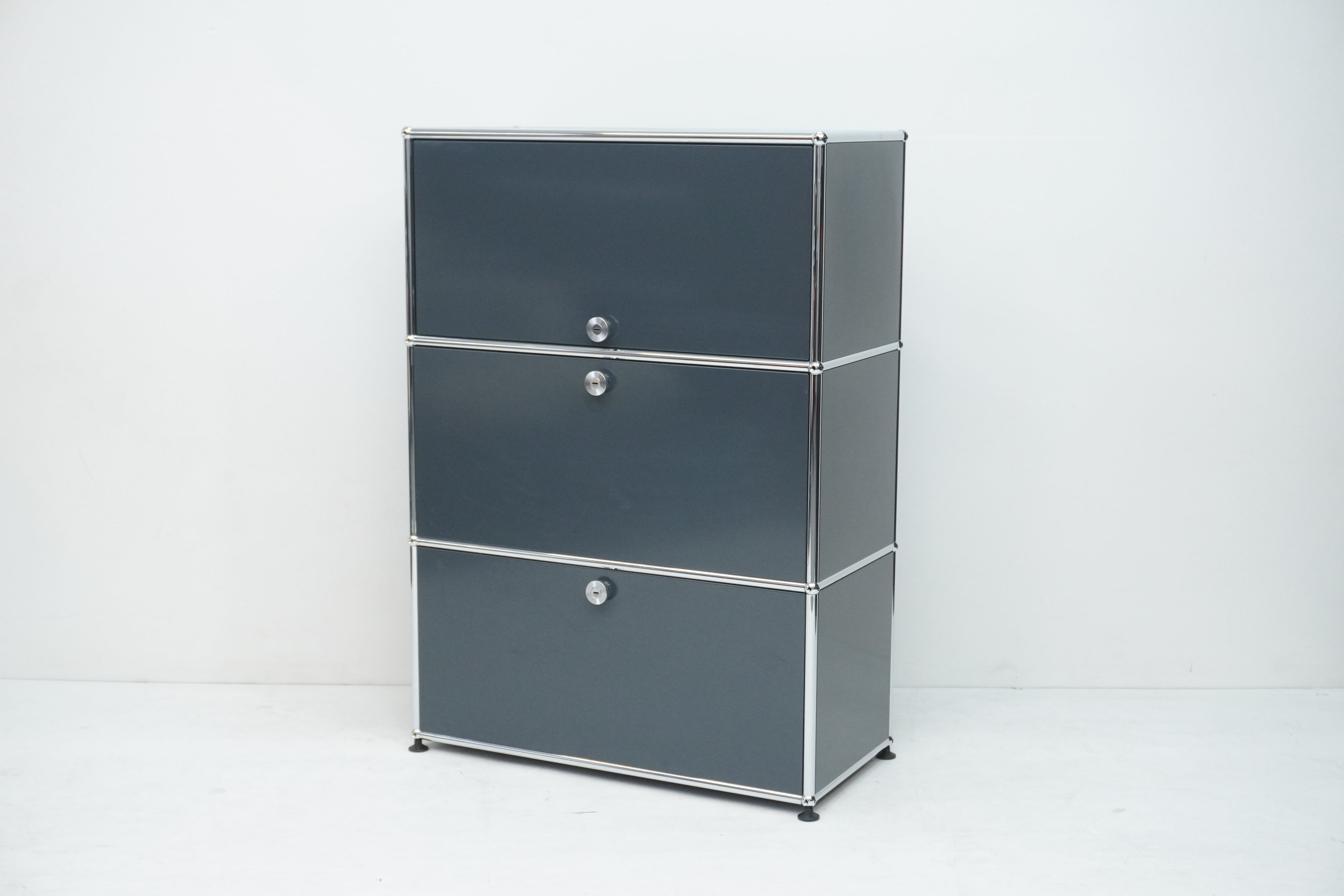 USM Haller Regal 1x3 anthrazitgrau