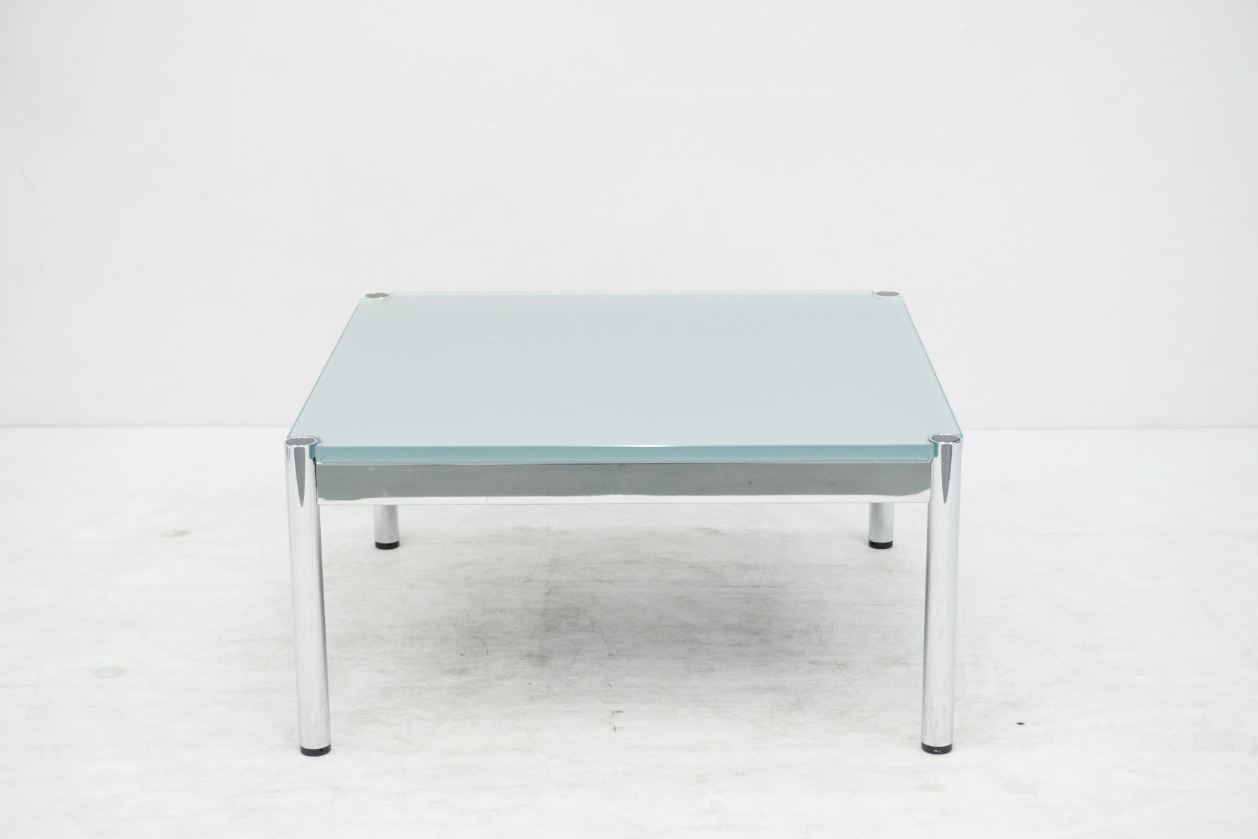 USM Haller Tisch niedrig Glas 75x75x37cm