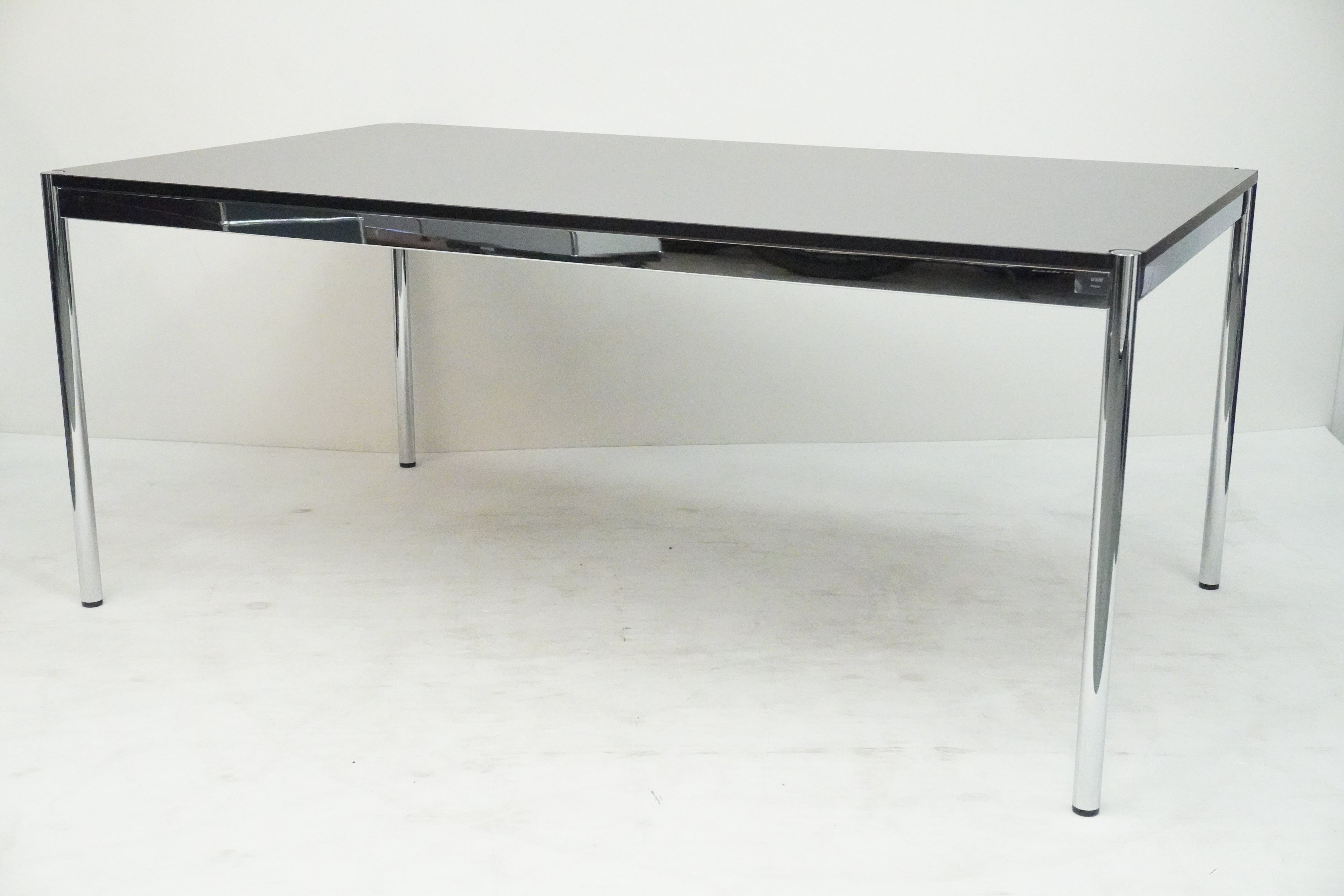USM Haller Tisch 175x100cm graphitgrau