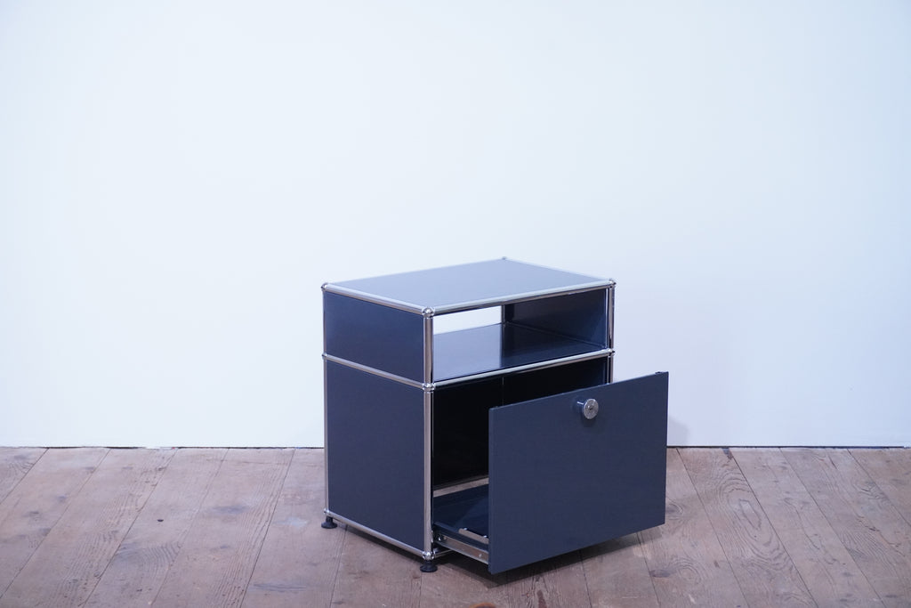 USM Haller Nachttisch anthrazitgrau 50 x 35