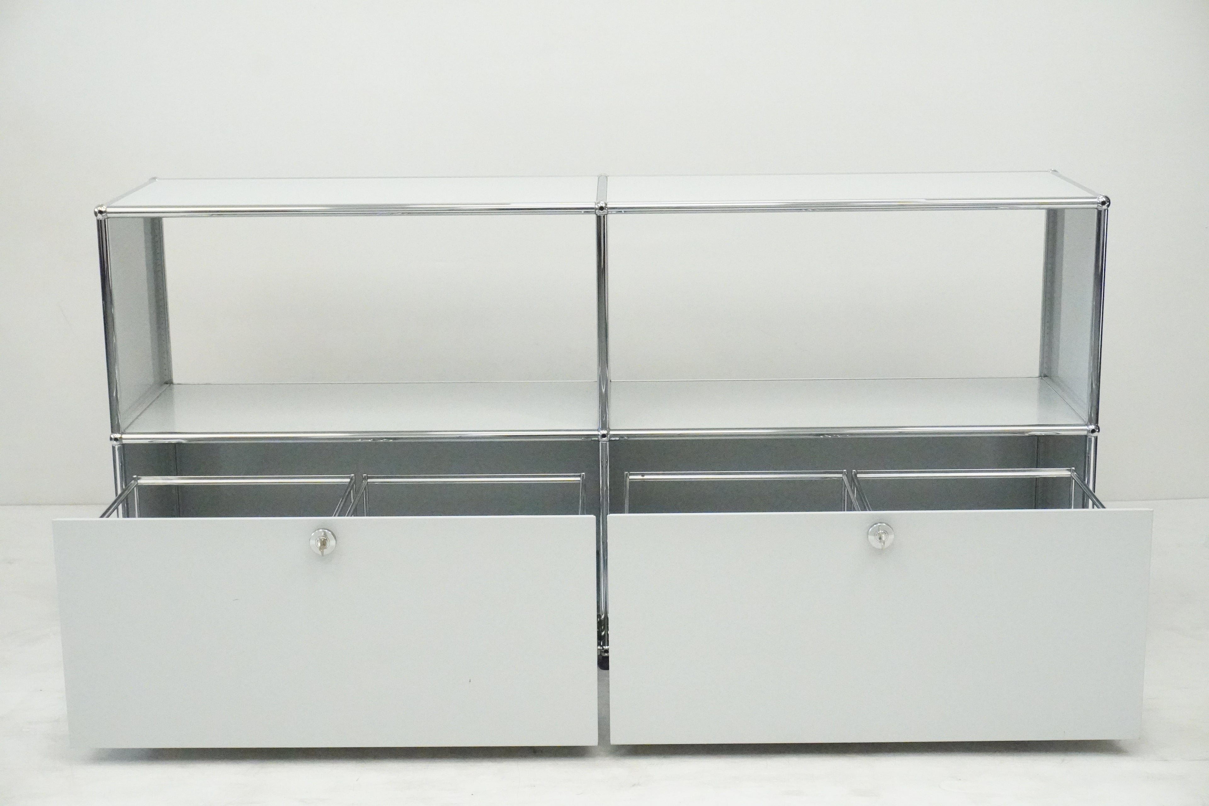 USM Haller Regal 2x2 lichtgrau