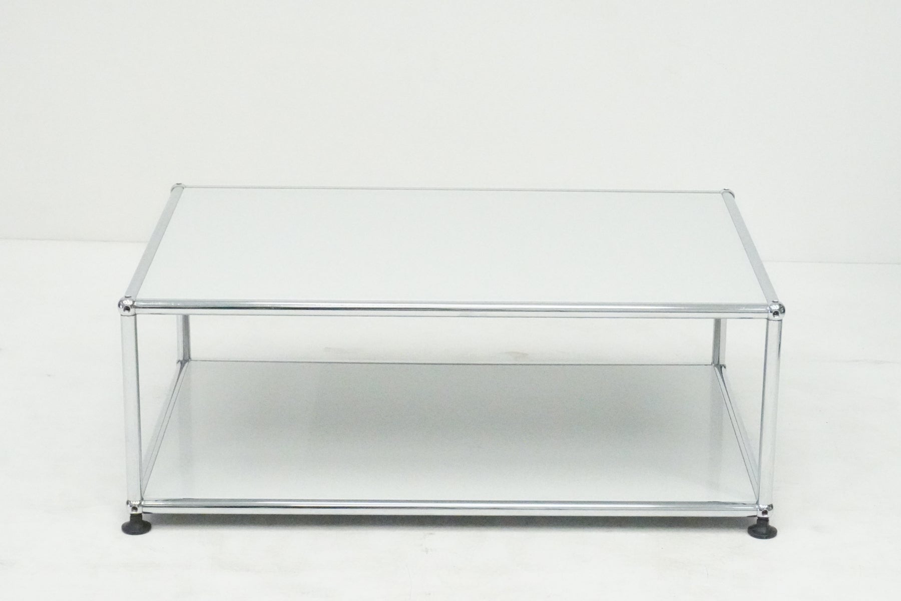 USM Haller Clubtisch lichtgrau 75x50x25cm