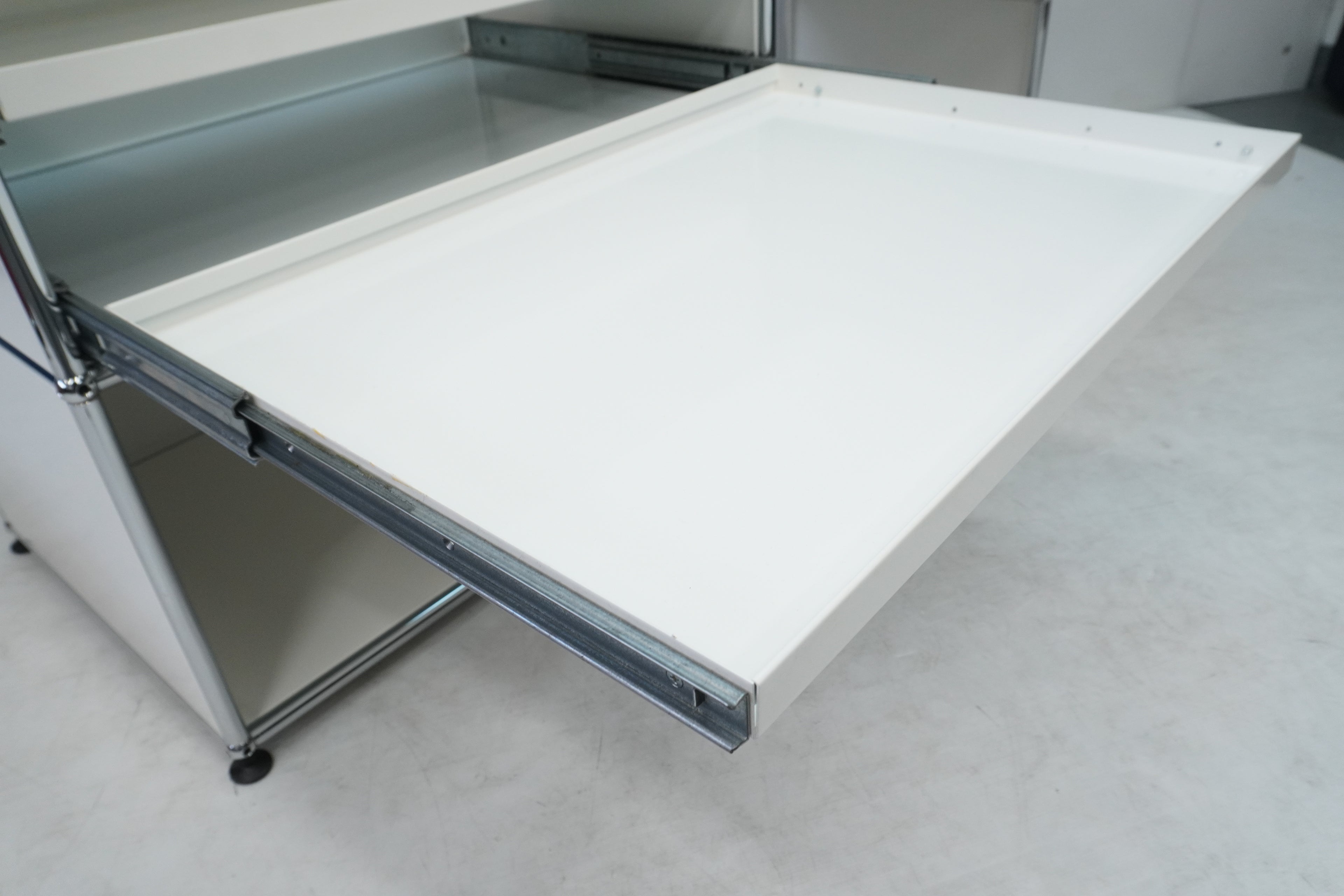 USM Haller Arbeitstisch Secretaire weiss