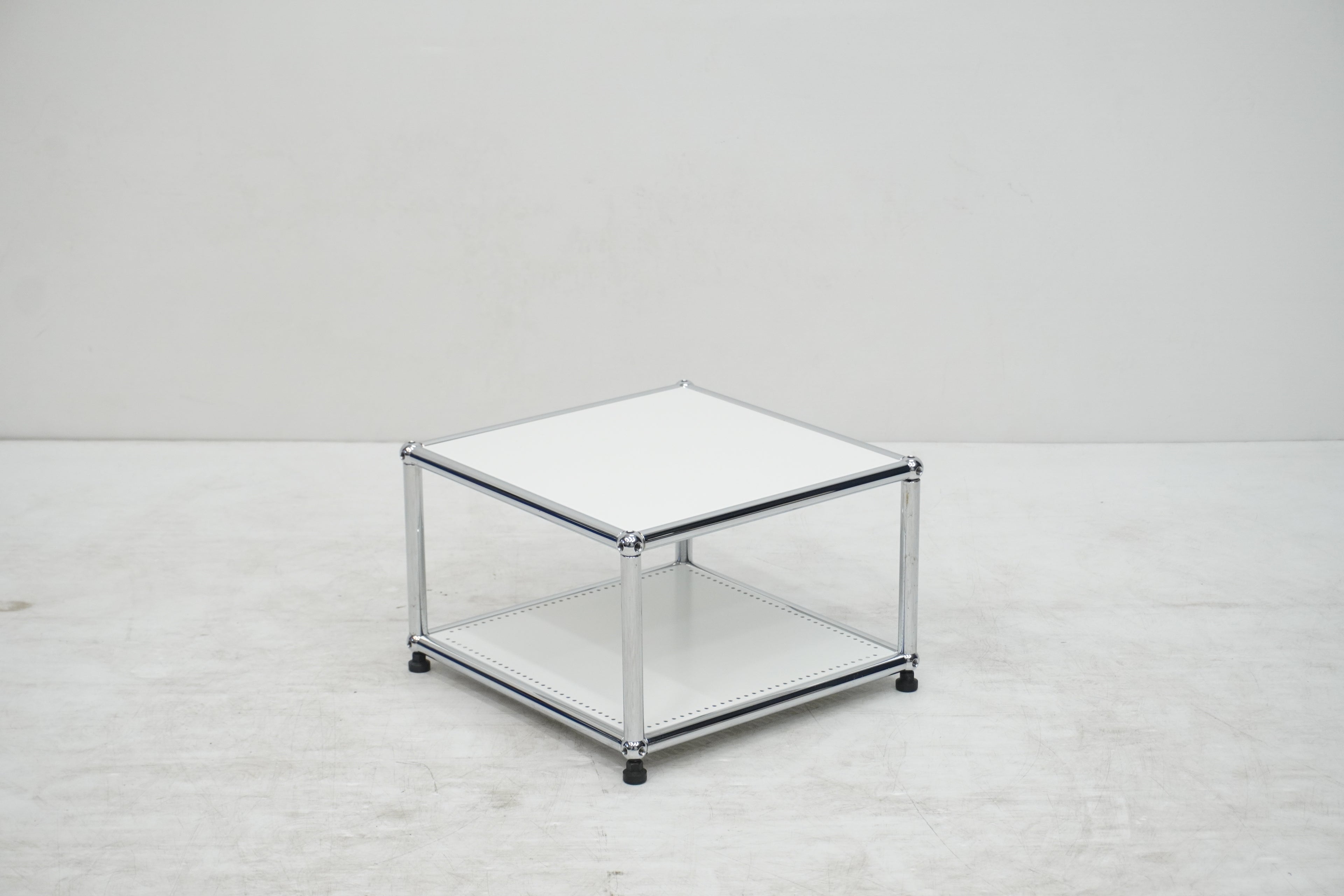 USM Haller Clubtisch reinweiss 35x35x20cm