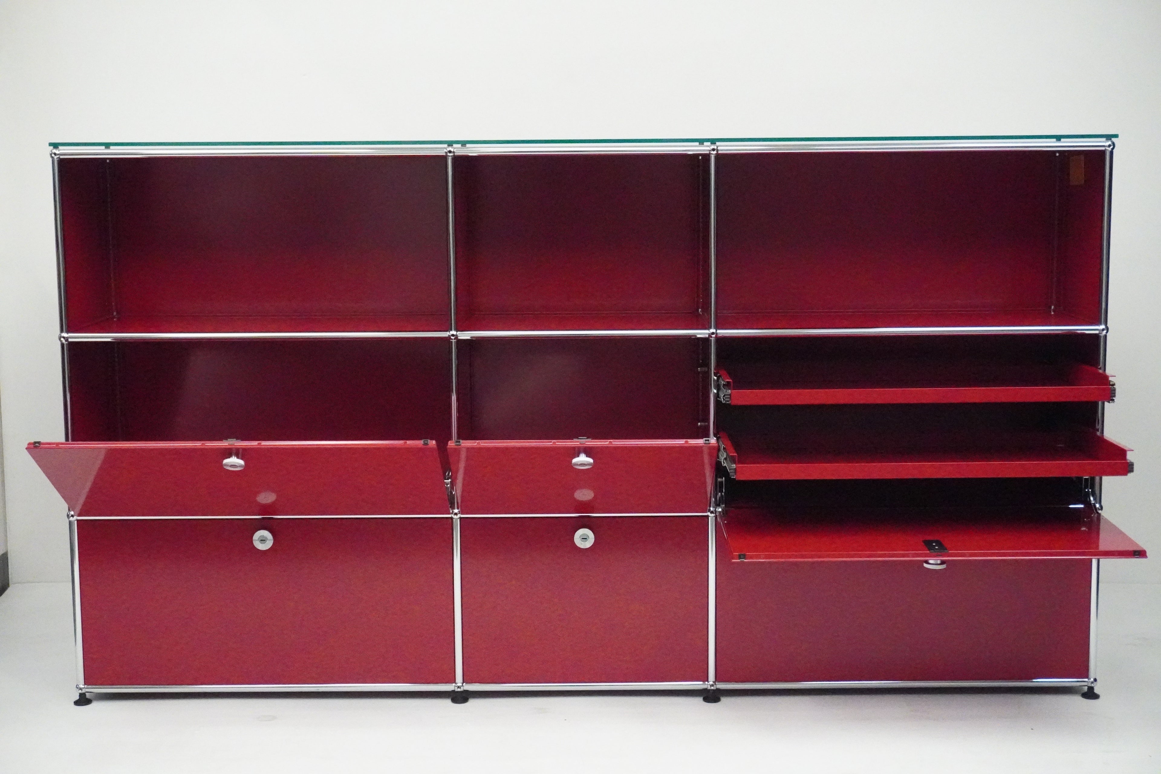 USM Haller Regal 3x3 rubinrot