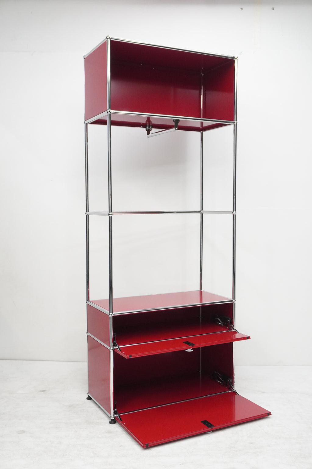 USM Haller Regal Garderobe 75x35x188 rubinrot