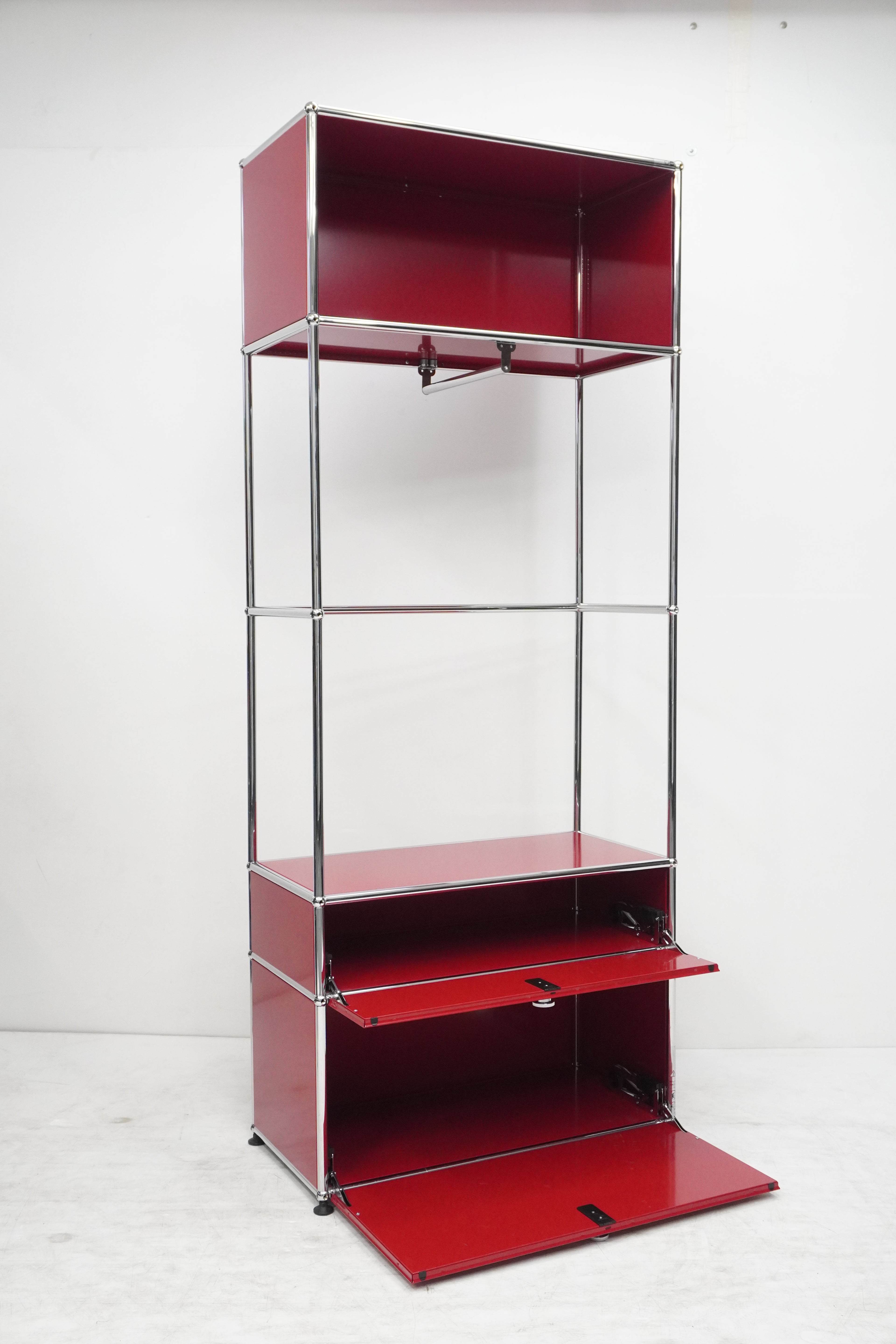 USM Haller Regal Garderobe 75x35x188 rubinrot