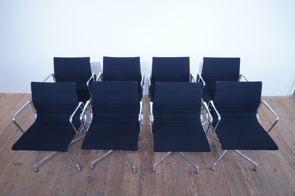 Vitra Eames Alu Chair EA108 Hopsak nero