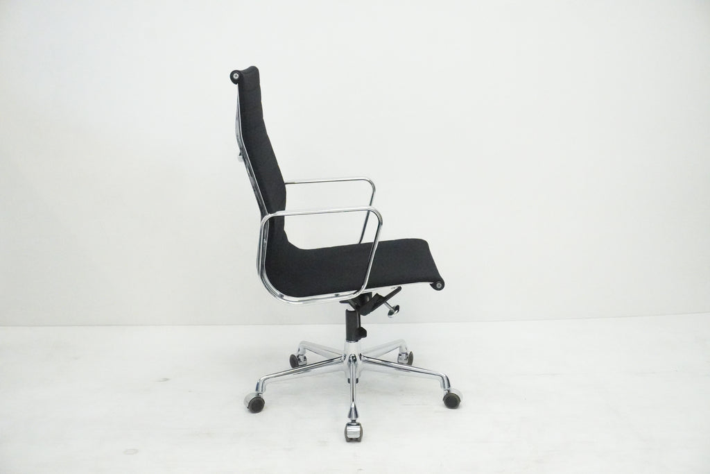 Vitra Eames Alu Chair EA119 Hopsak nero