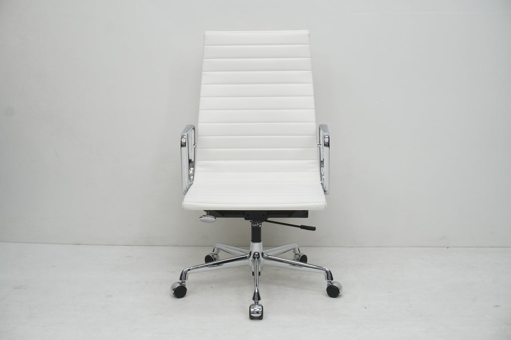 Vitra Eames Alu Chair EA119 Kunstleder weiss
