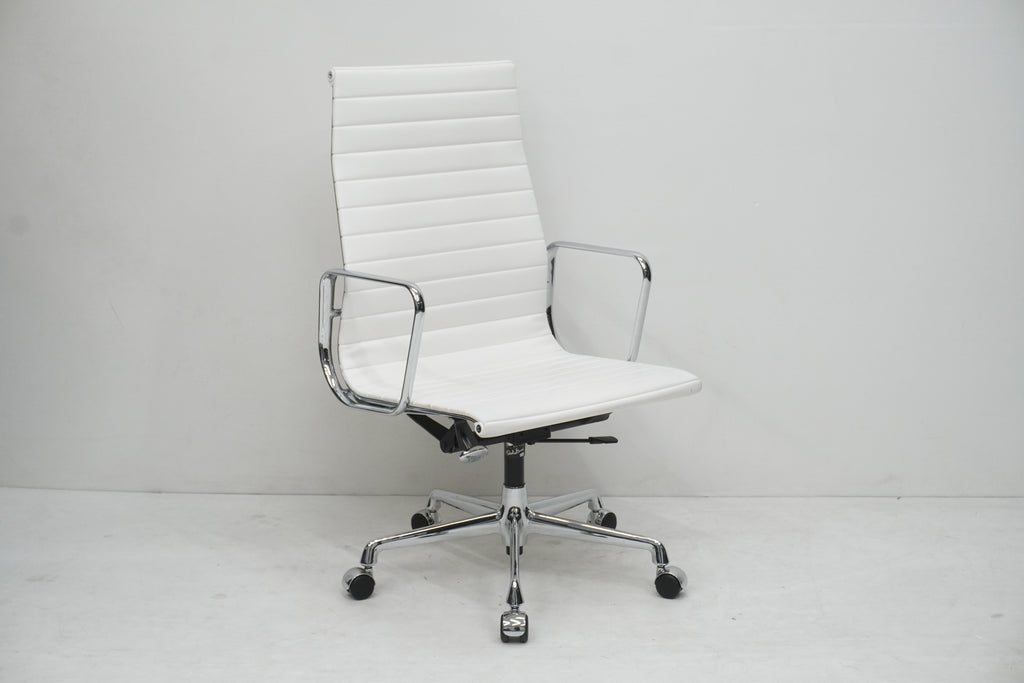 Vitra Eames Alu Chair EA119 Kunstleder weiss