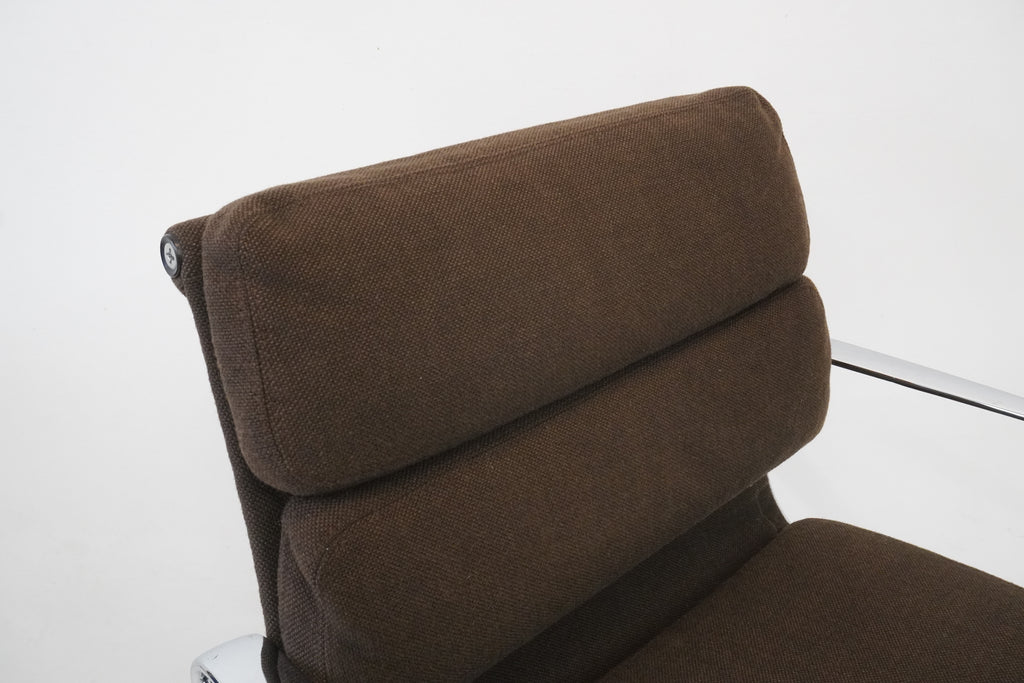Vitra Eames Alu Chair EA217 Hopsak braun