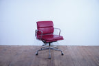 Vitra Eames Soft Pad Chair EA217 Leder rot