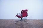 Vitra Eames Soft Pad Chair EA217 Leder rot