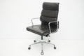 Vitra Soft Pad EA219 Leder chocolate