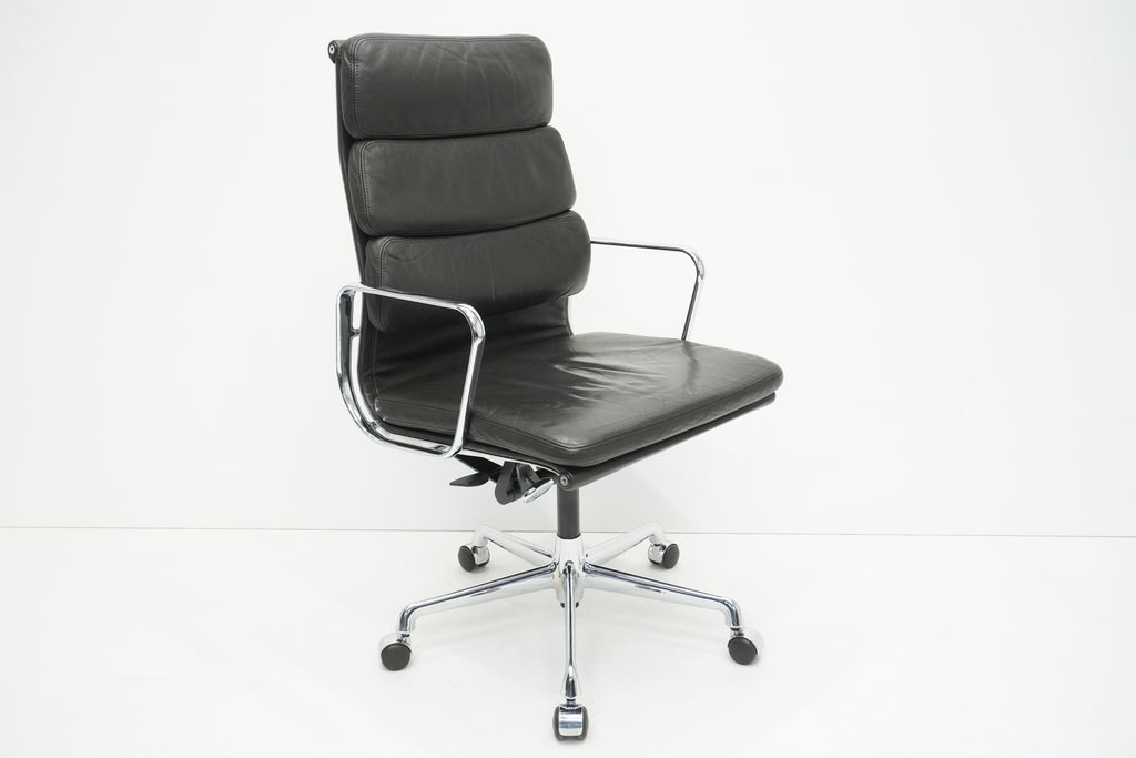 Vitra Soft Pad EA219 Leder chocolate
