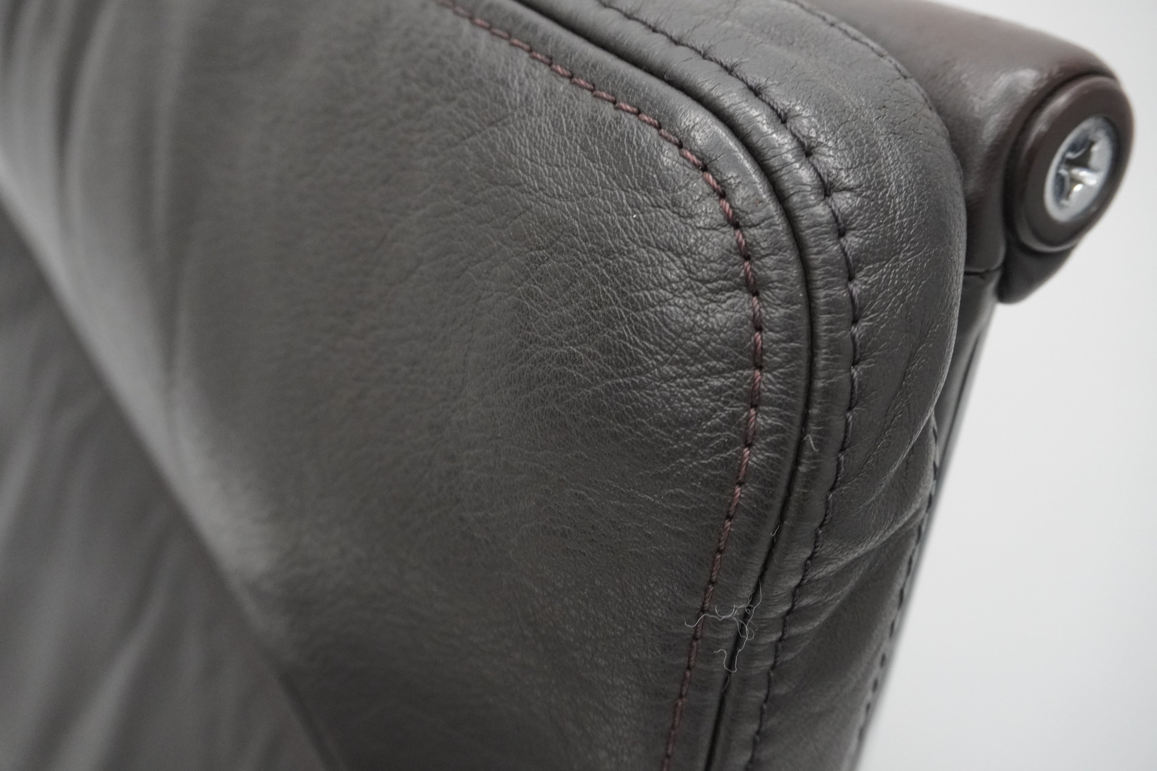 Vitra Soft Pad EA219 Leder chocolate