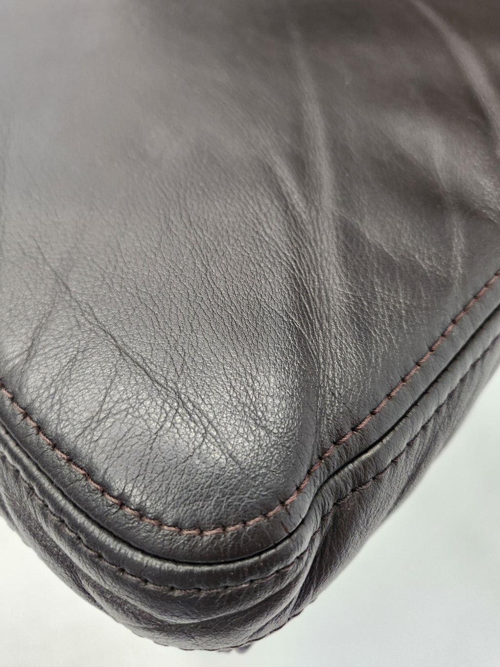 Vitra Soft Pad EA219 Leder chocolate