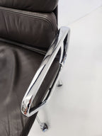 Vitra Soft Pad EA219 Leder chocolate