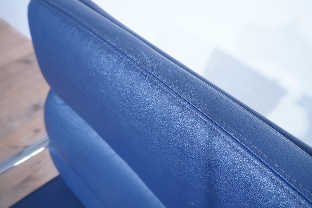 Vitra Eames Soft Pad EA219 Leder dunkelblau