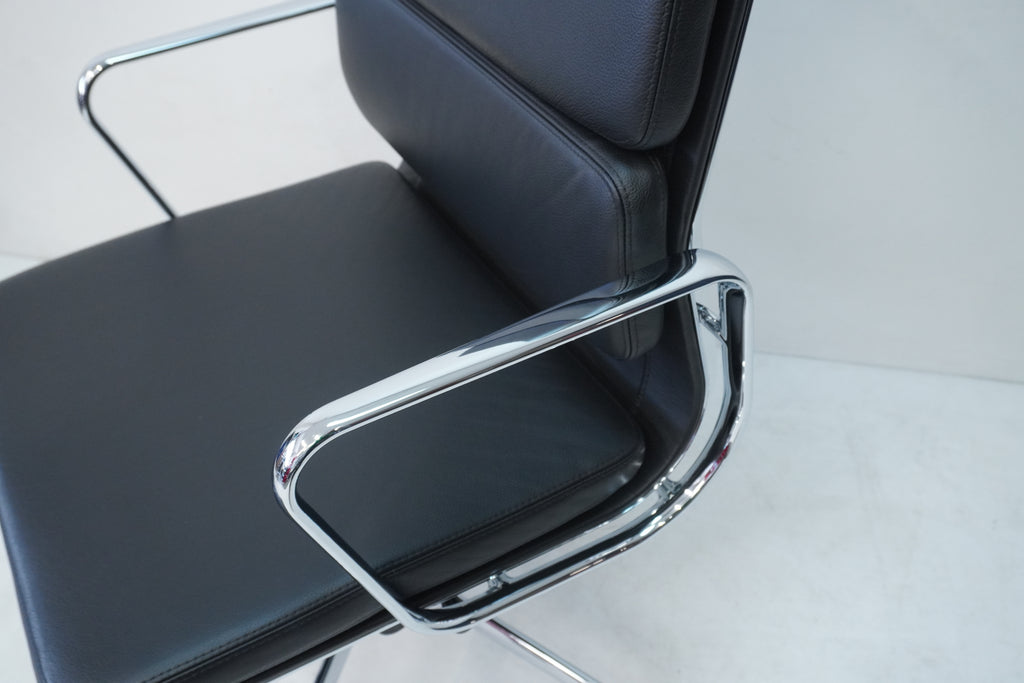 Vitra Eames Soft Pad EA219 Leder nero