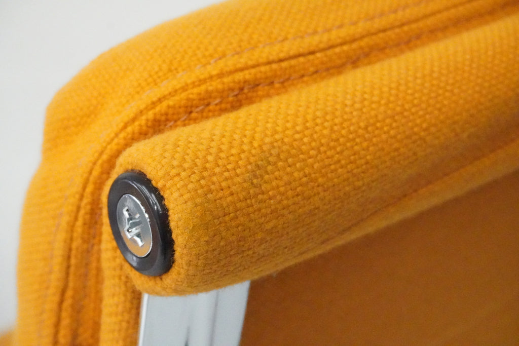 Vitra Eames Soft Pad Lounge Chair EA222 goldgelb