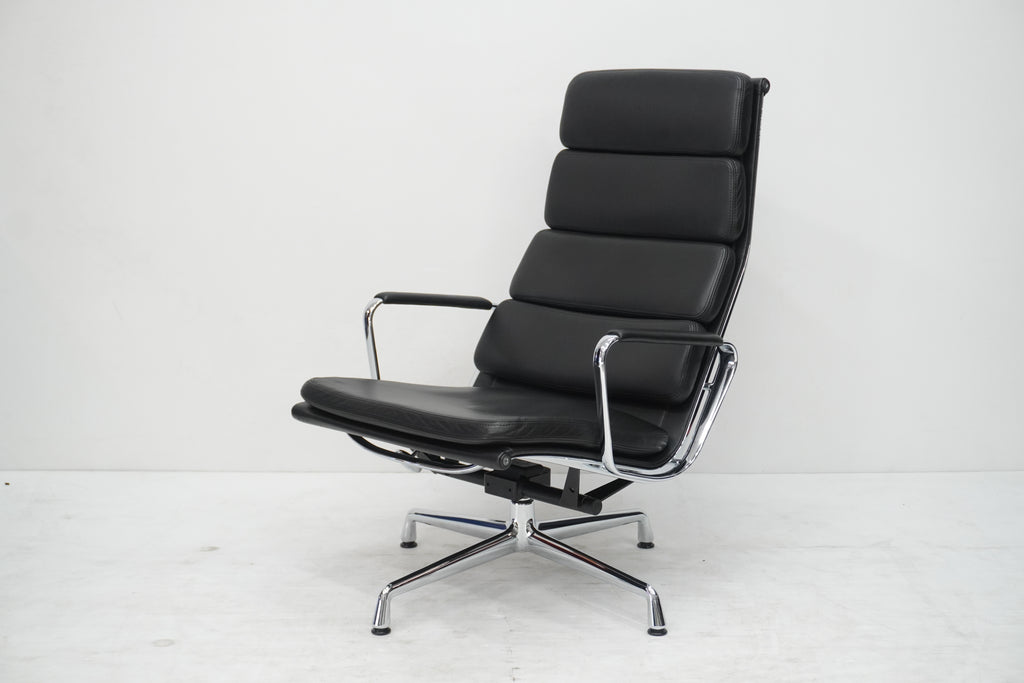 Vitra Eames Soft Pad Lounge Chair EA222