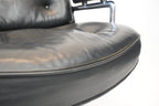Vitra Eames Lobby Chair ES104 nero