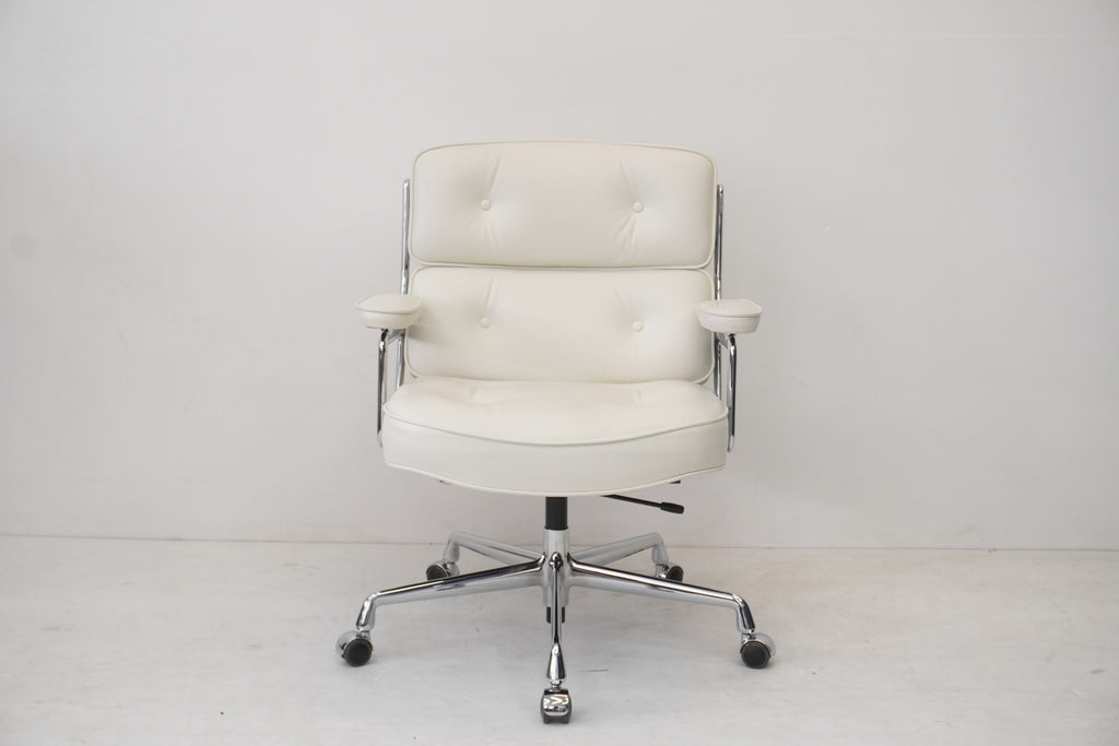 Vitra Eames Lobby Chair ES104 snow