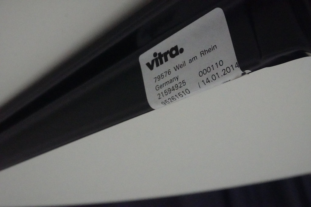 Vitra Eames Contract Bistro Table