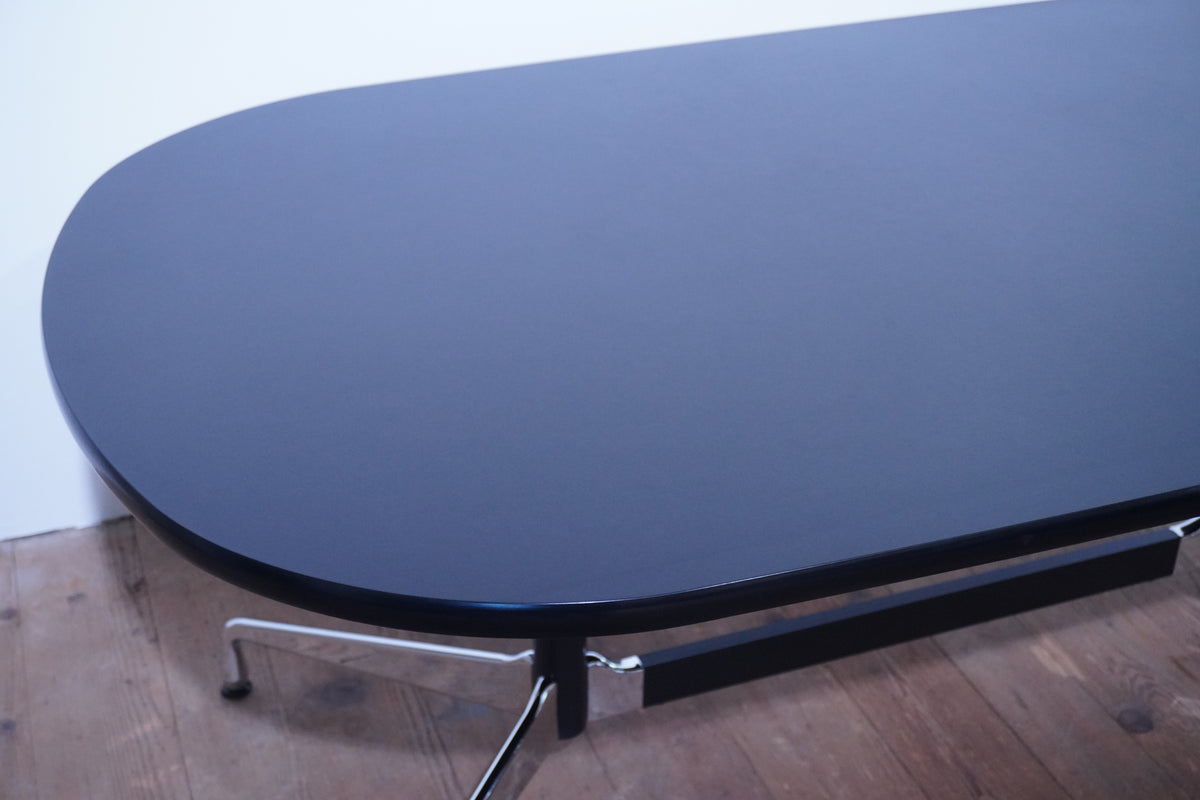 Vitra Eames Segmented Table Linoleum schwarz 185x105 cm