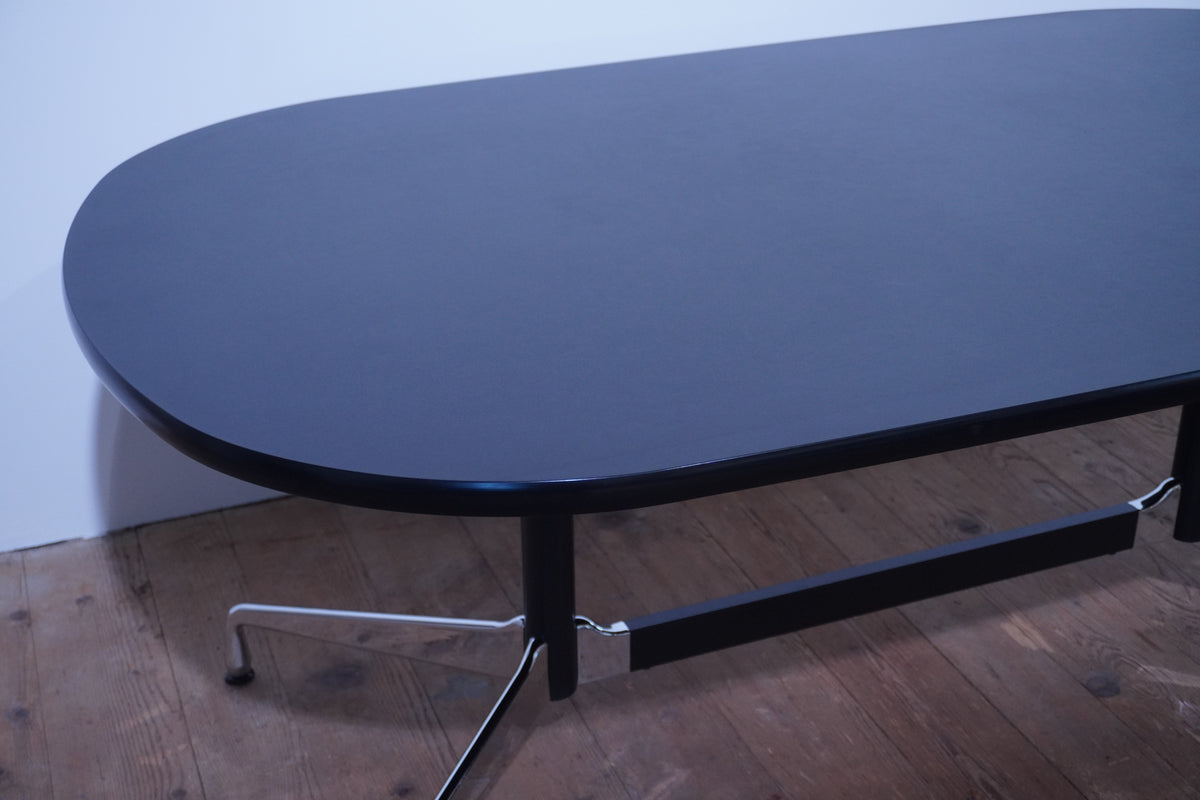 Vitra Eames Segmented Table Linoleum schwarz 185x105 cm