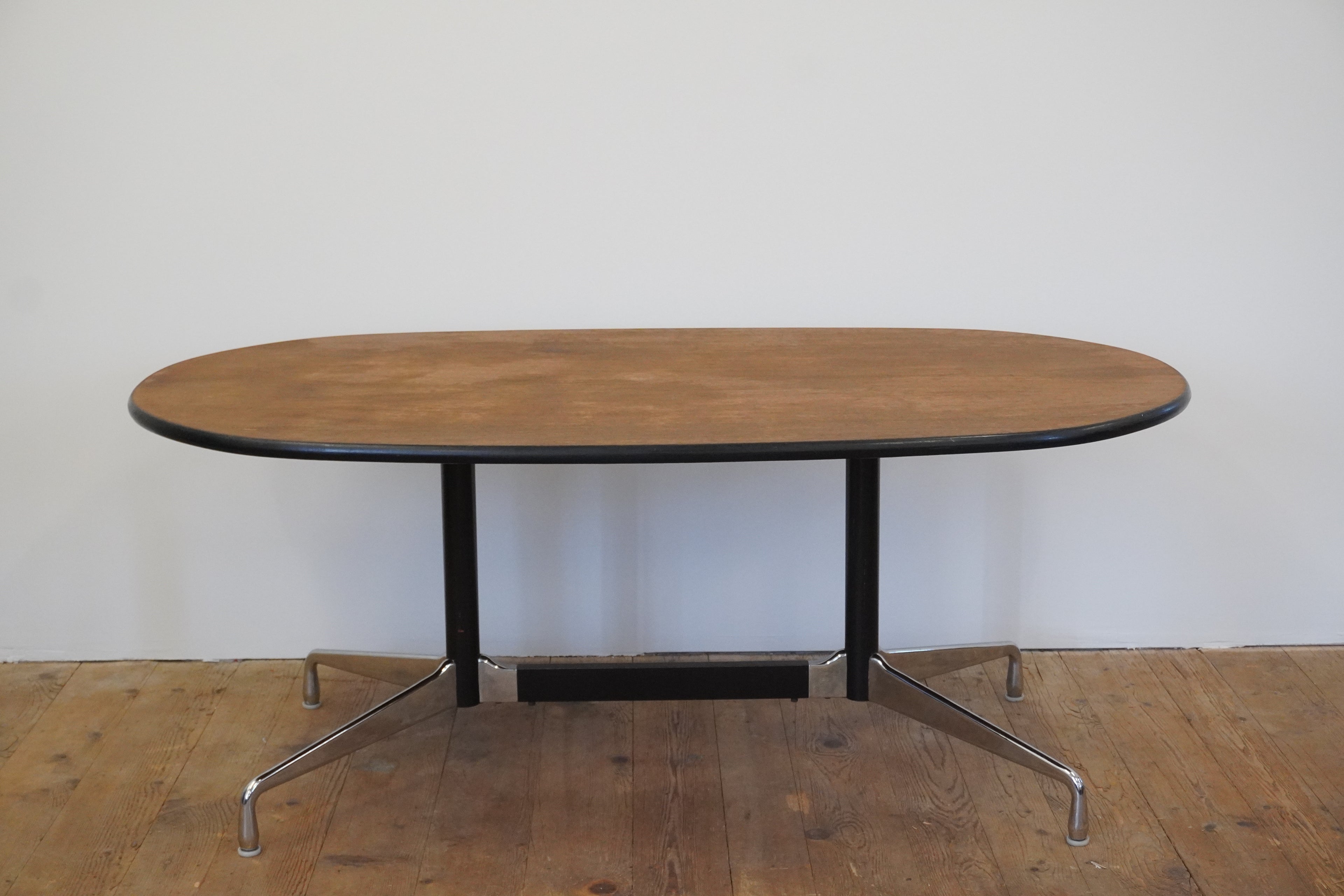 Vitra Eames Segmented Table 180 x 97 cm