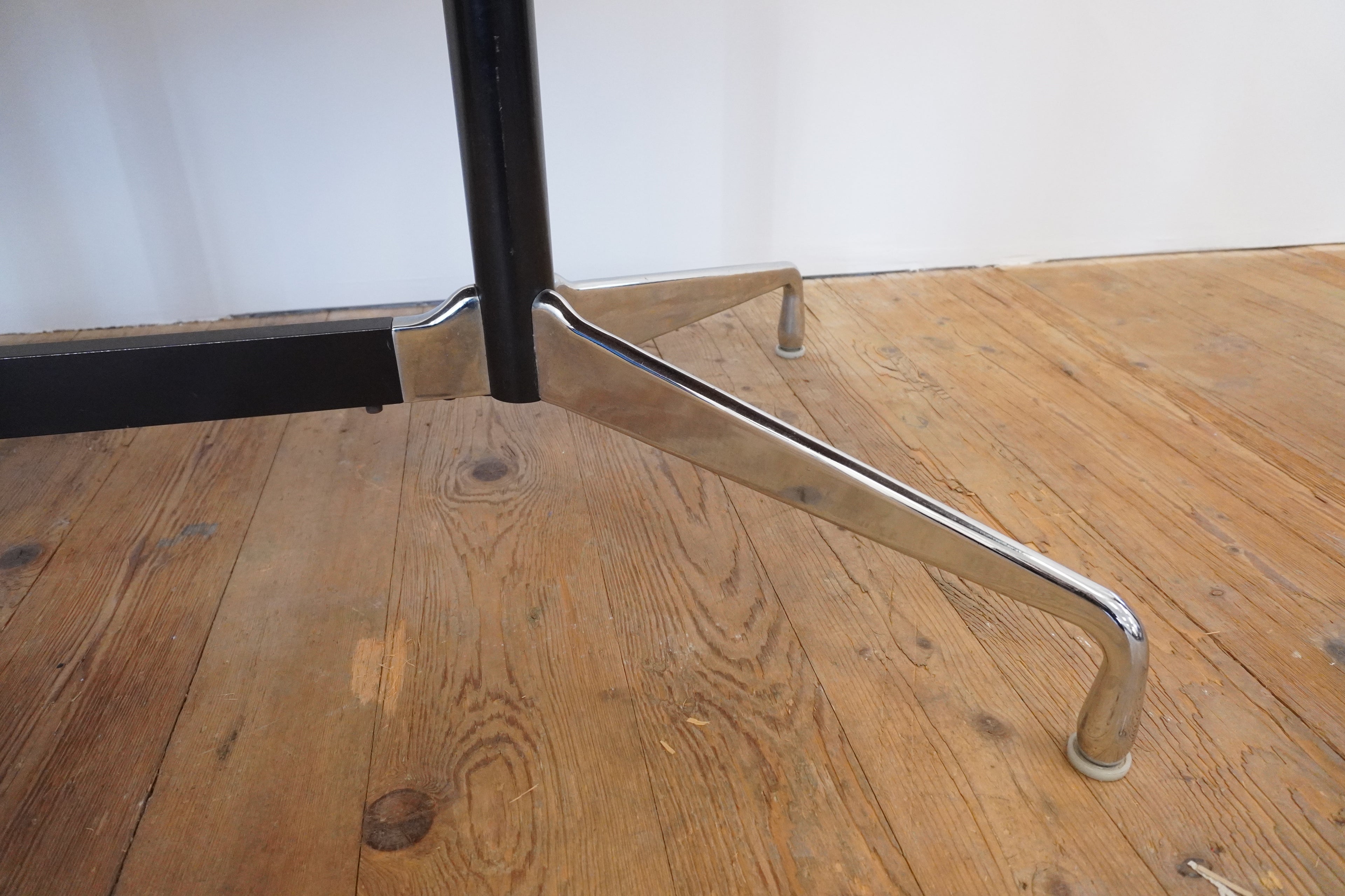 Vitra Eames Segmented Table 180 x 97 cm
