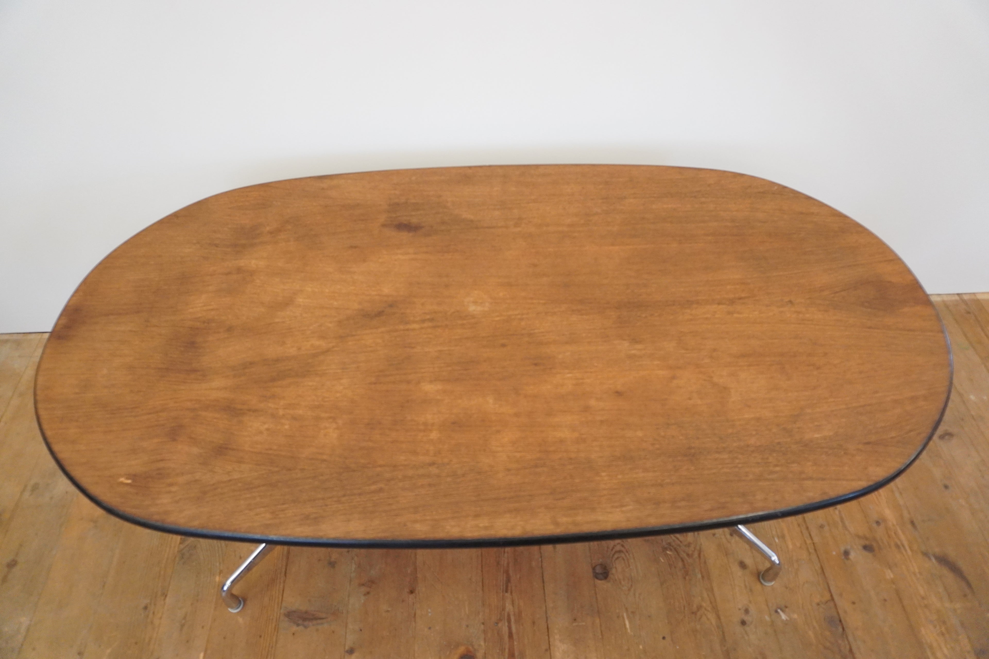 Vitra Eames Segmented Table 180 x 97 cm
