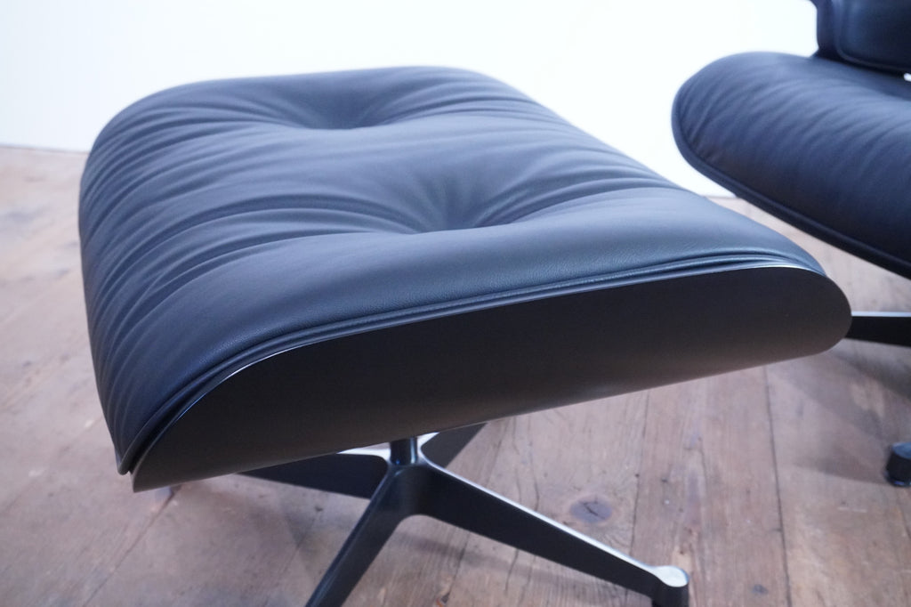 Vitra Eames Lounge Chair neue Masse Leder nero