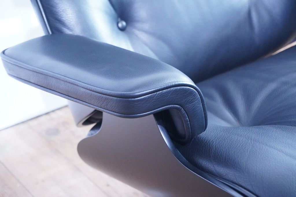 Vitra Eames Lounge Chair neue Masse Leder nero
