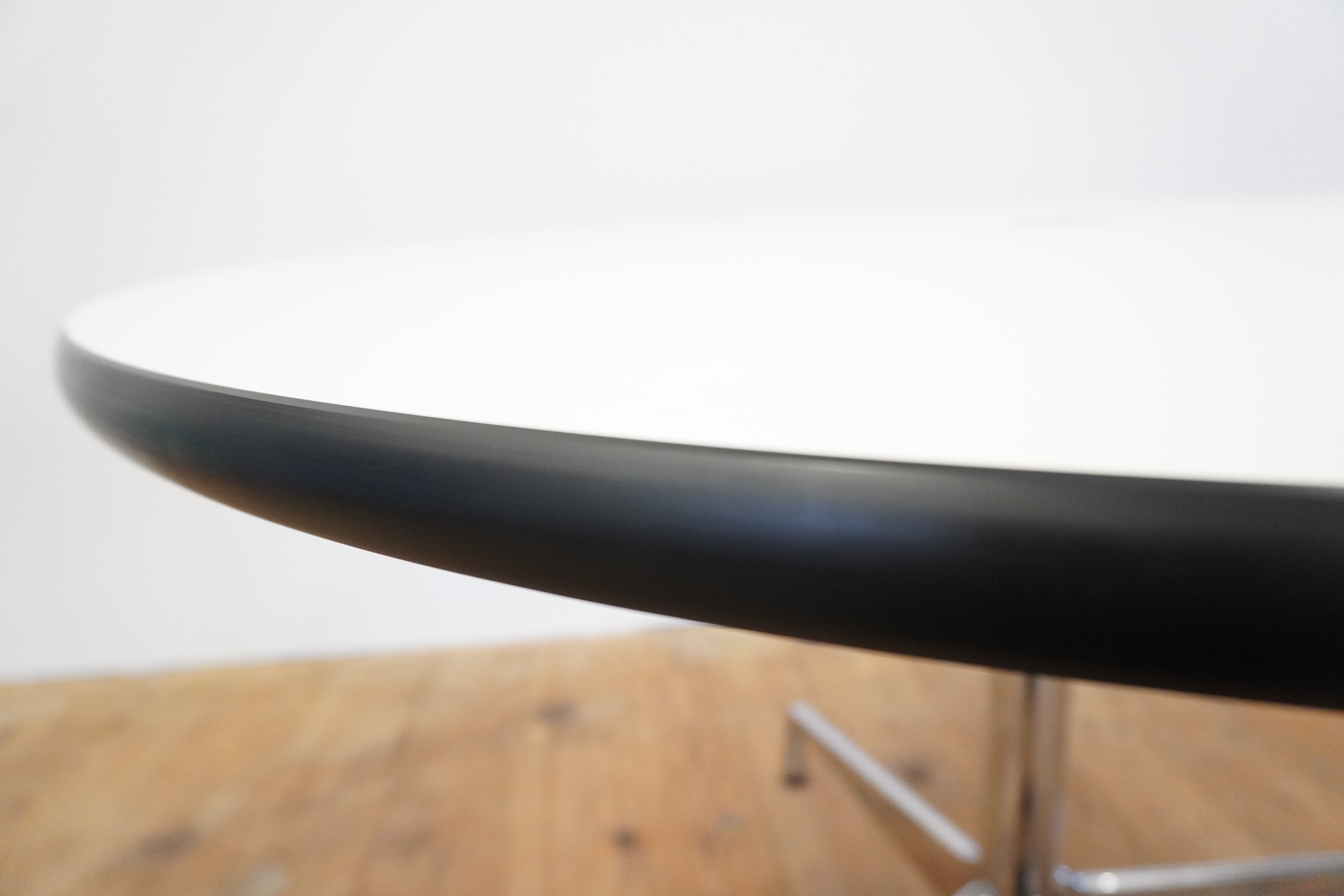 Vitra Segmented Table 110cm weiss