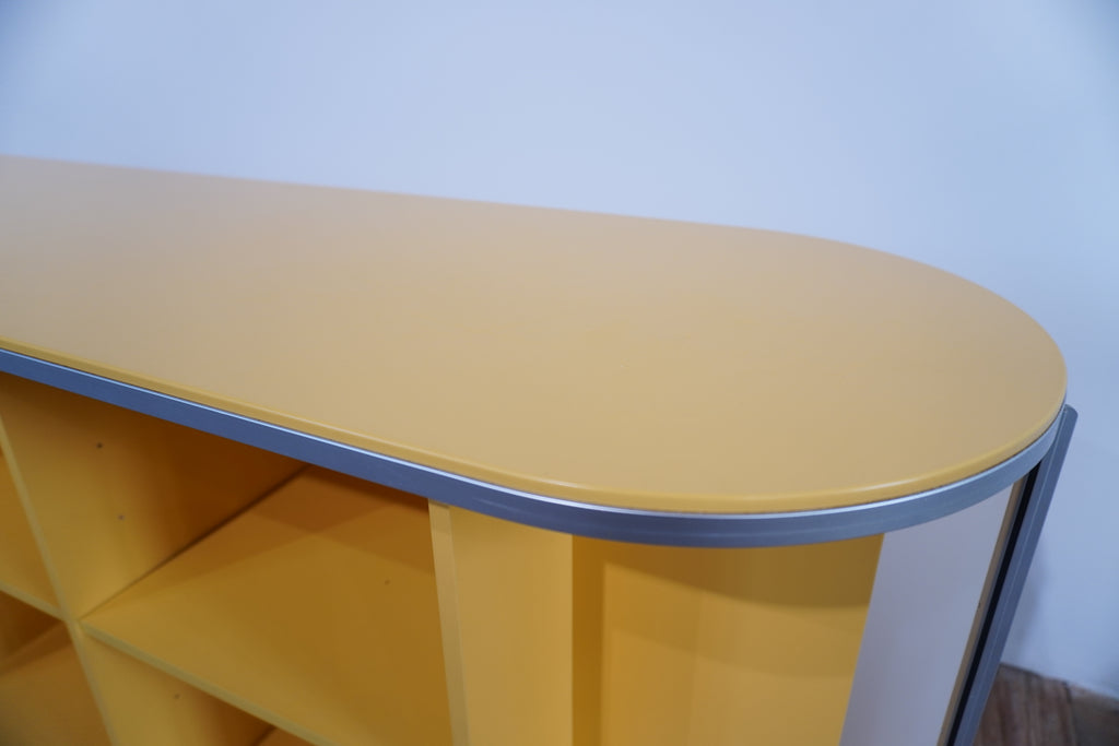 Pastoe Design Sideboard mit Schiebetüren gelb