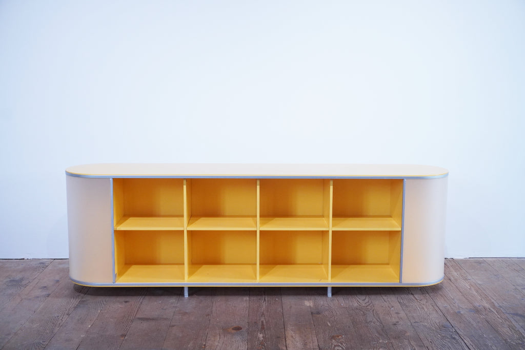 Pastoe Design Sideboard mit Schiebetüren gelb